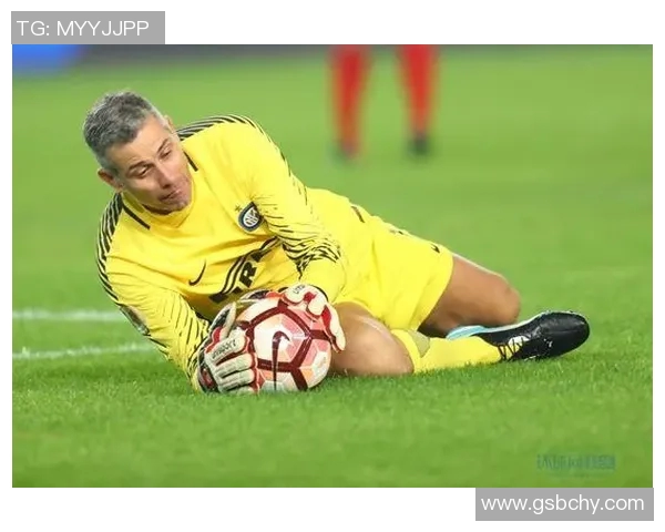 全球足球历史第一人是谁？解析当今及往届传奇球星的伟大成就